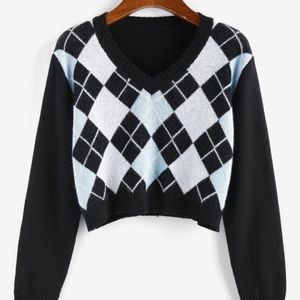 Sweater vest crop top